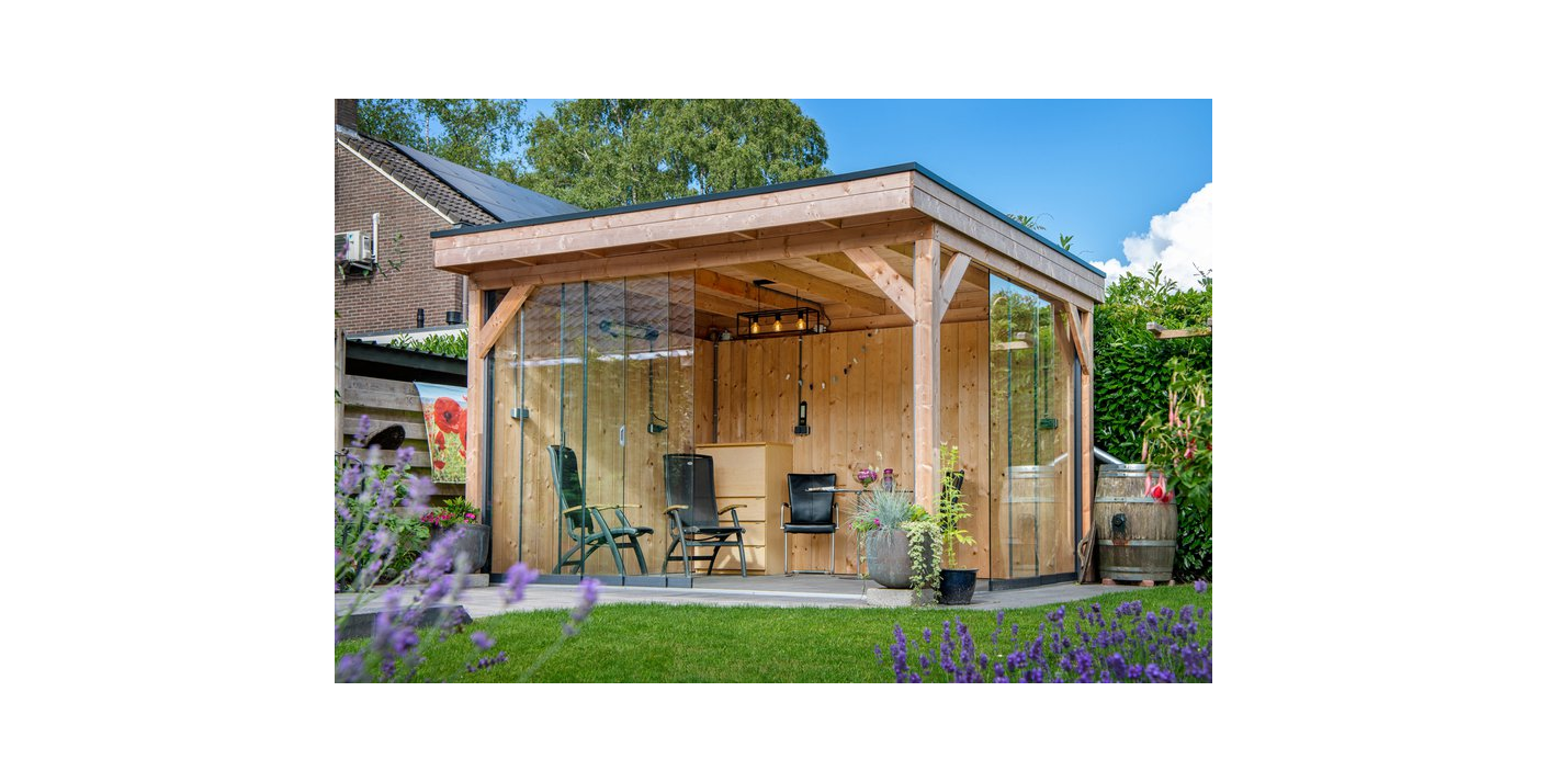 Tuinhuizen en overkappingen: kies de perfecte oplossing voor jouw droomtuin