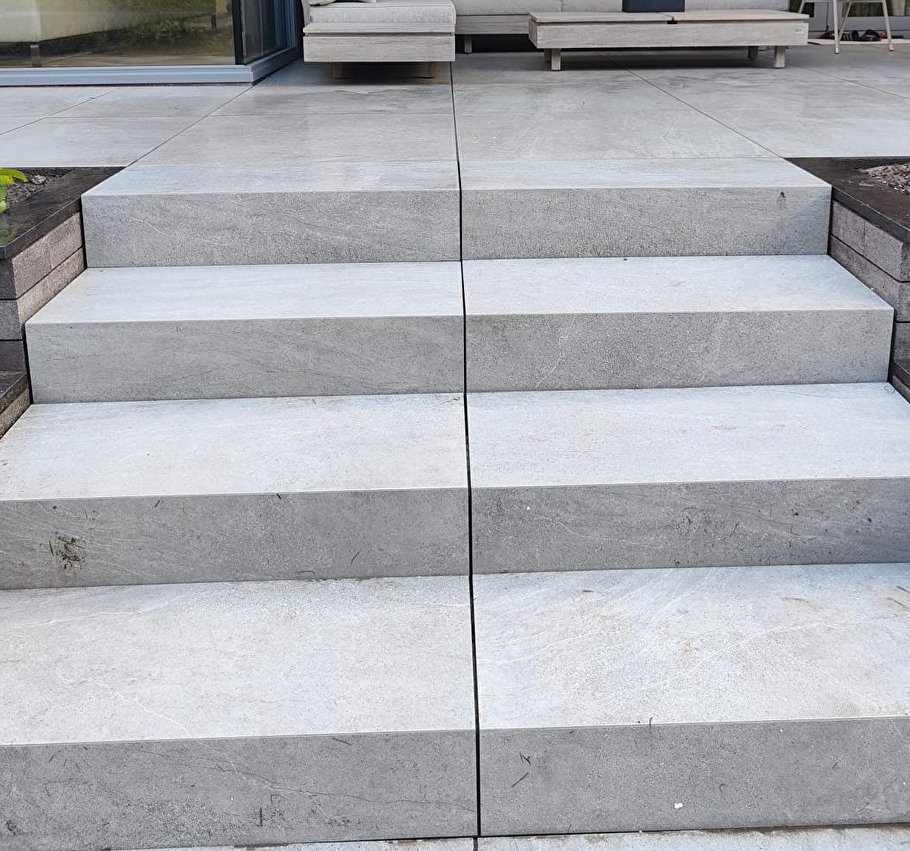 Betontegels als robuuste keuze